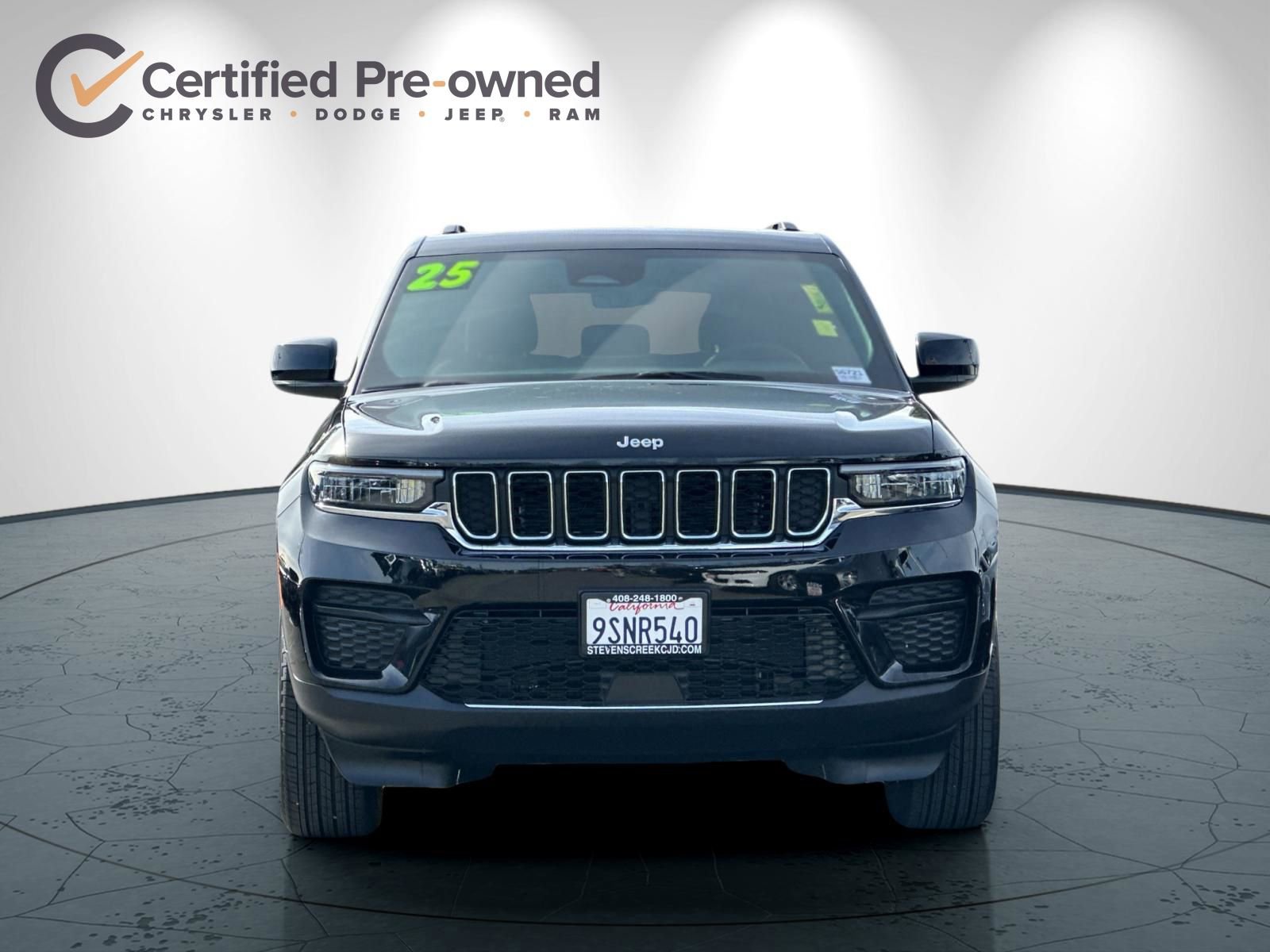 Certified 2025 Jeep Grand Cherokee Laredo X image 9