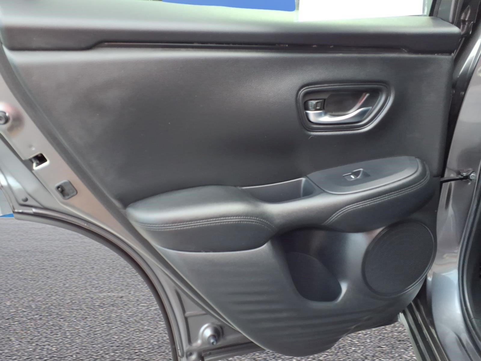 Certified 2024 Honda HR-V LX image 11