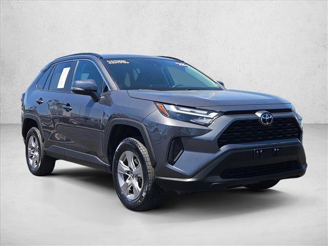 Used 2025 Toyota RAV4 XLE AWD/4WD video 3