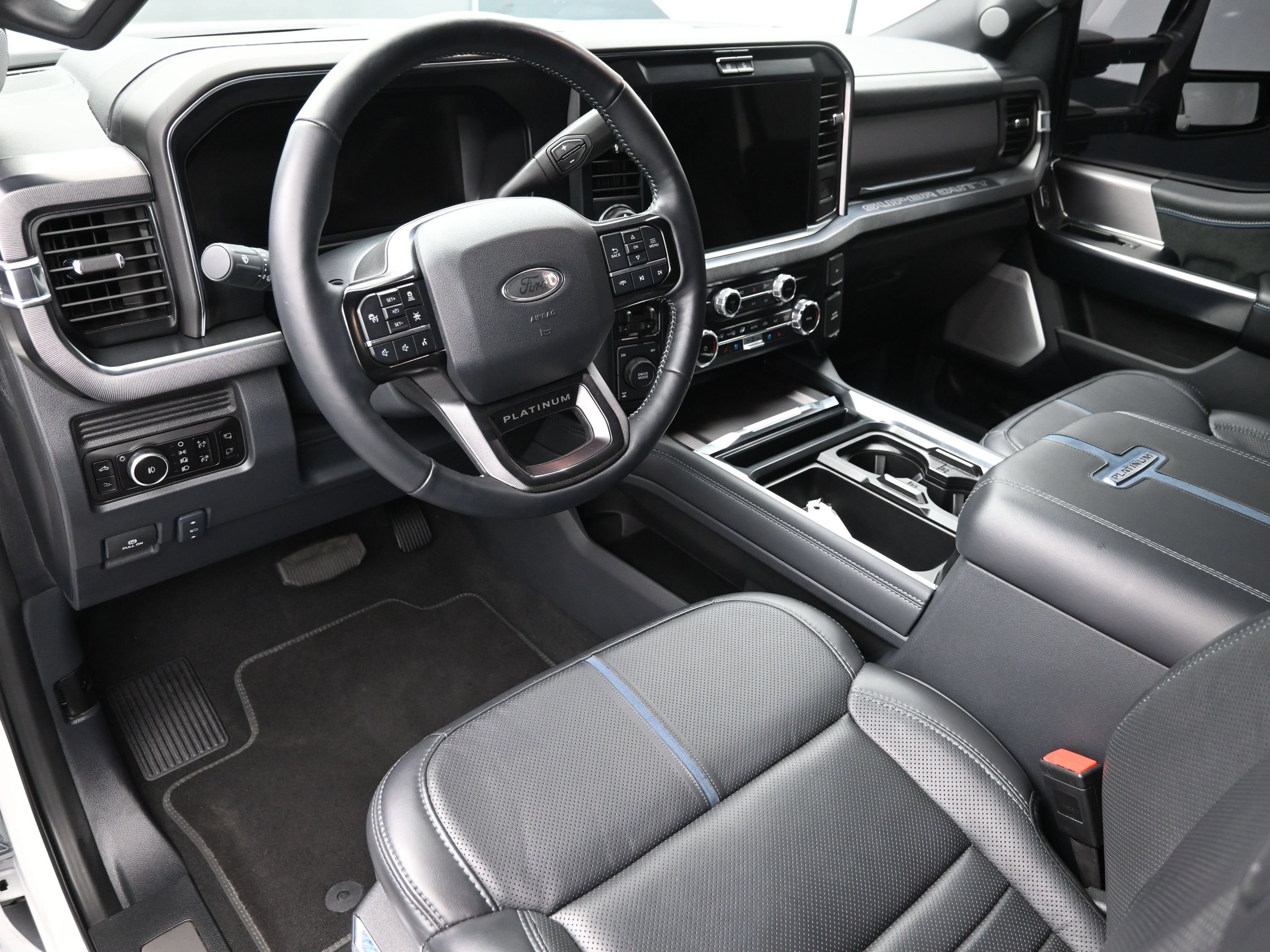 Used 2026 Ford F250 Platinum AWD/4WD image 22