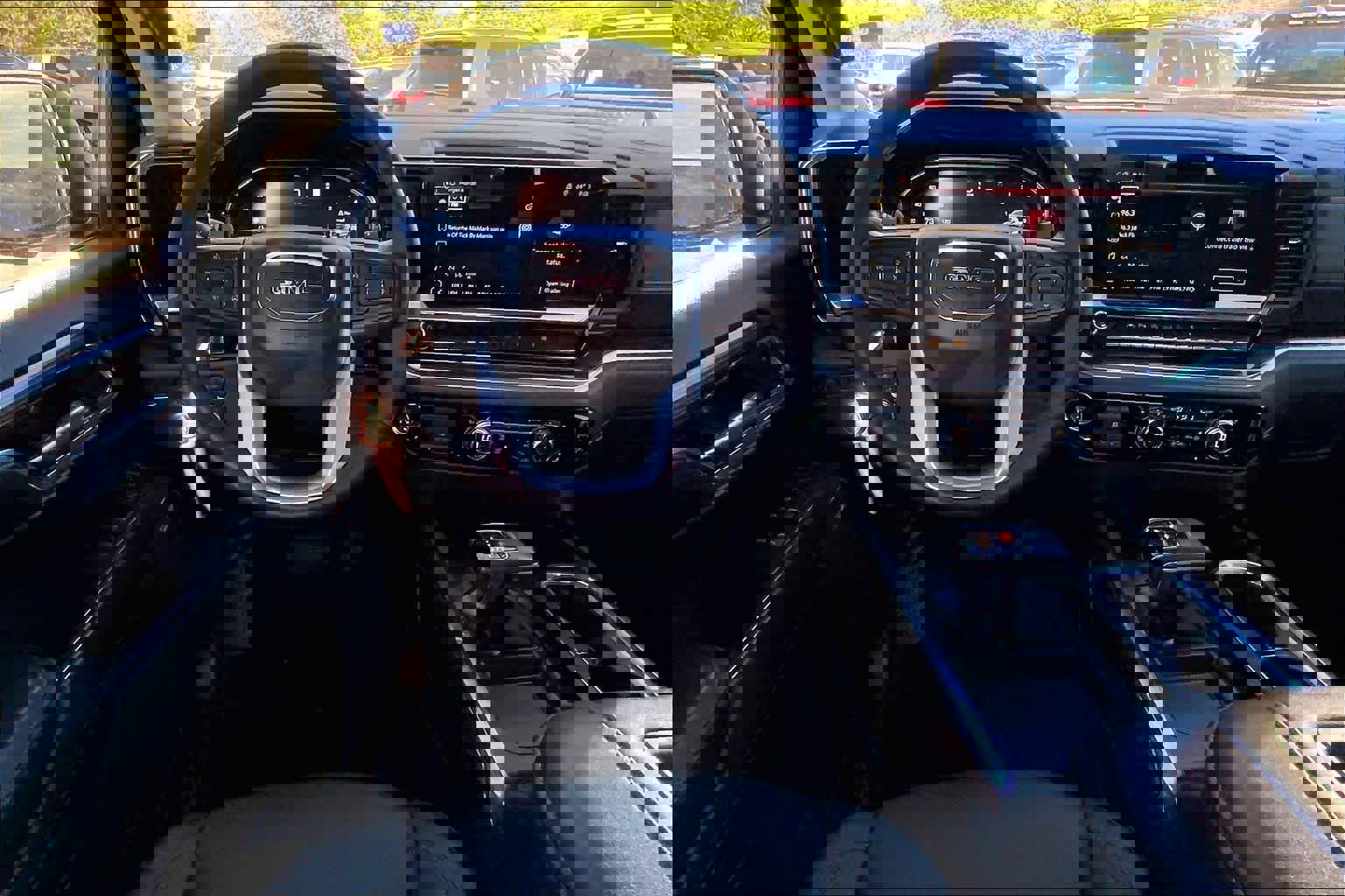 Used 2022 GMC Sierra 1500 Elevation w/ Elevation Premium Package image 6