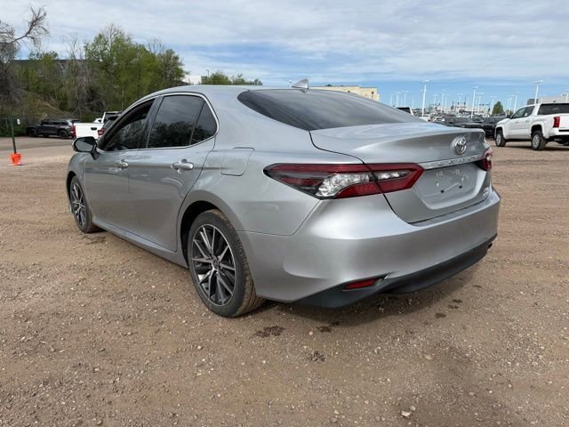 Used 2024 Toyota Camry XLE AWD/4WD image 3