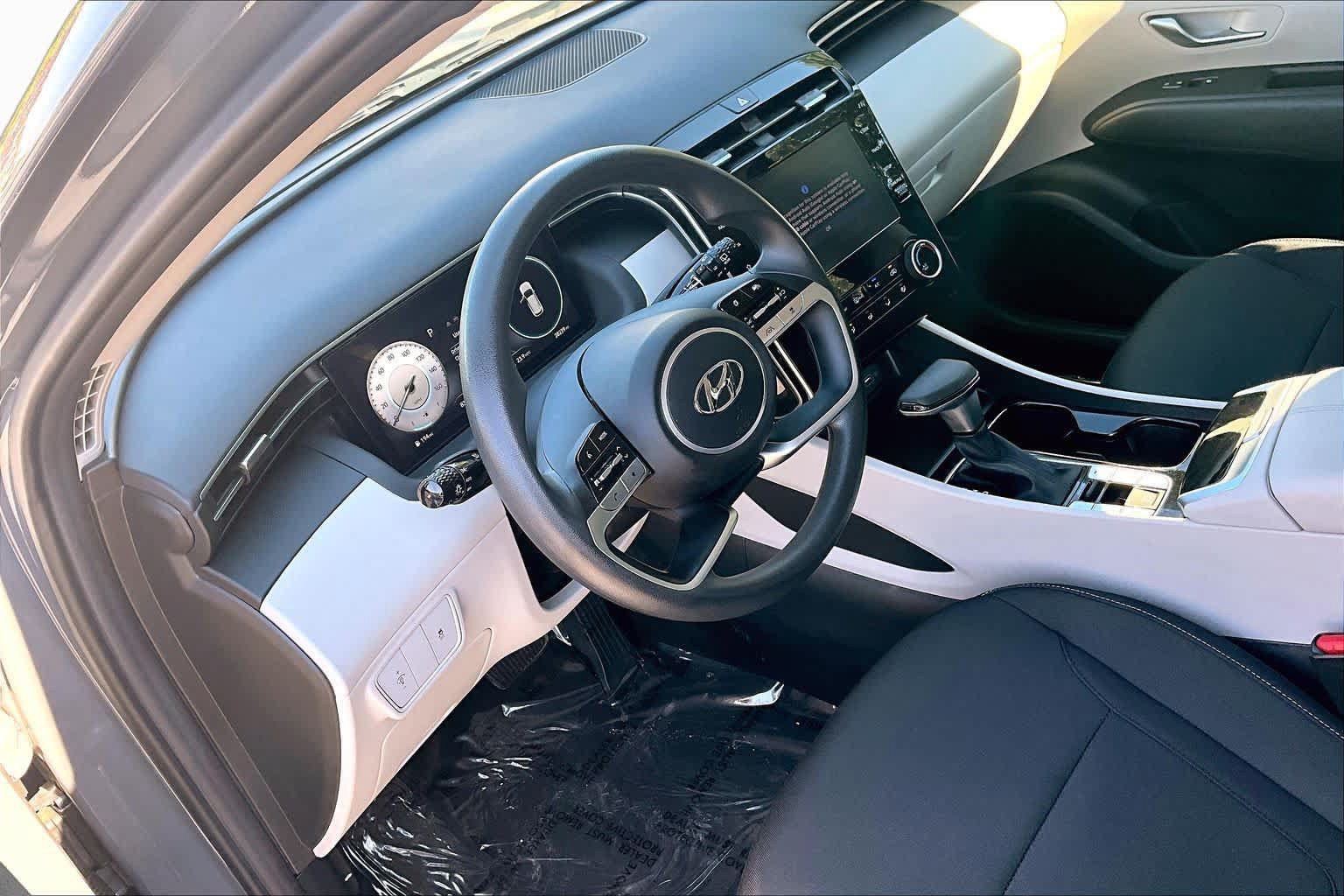 Used 2024 Hyundai Tucson SE FWD image 18
