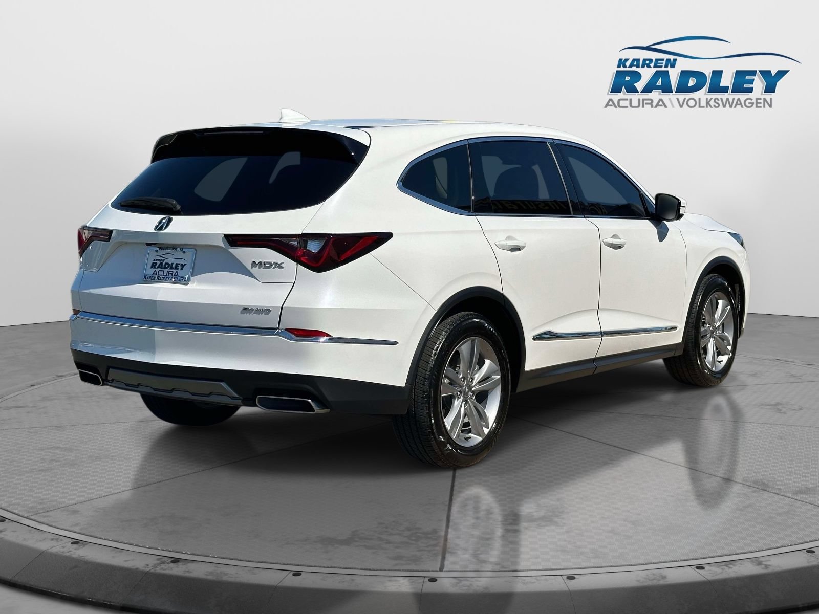 Certified 2025 Acura MDX SH-AWD image 2