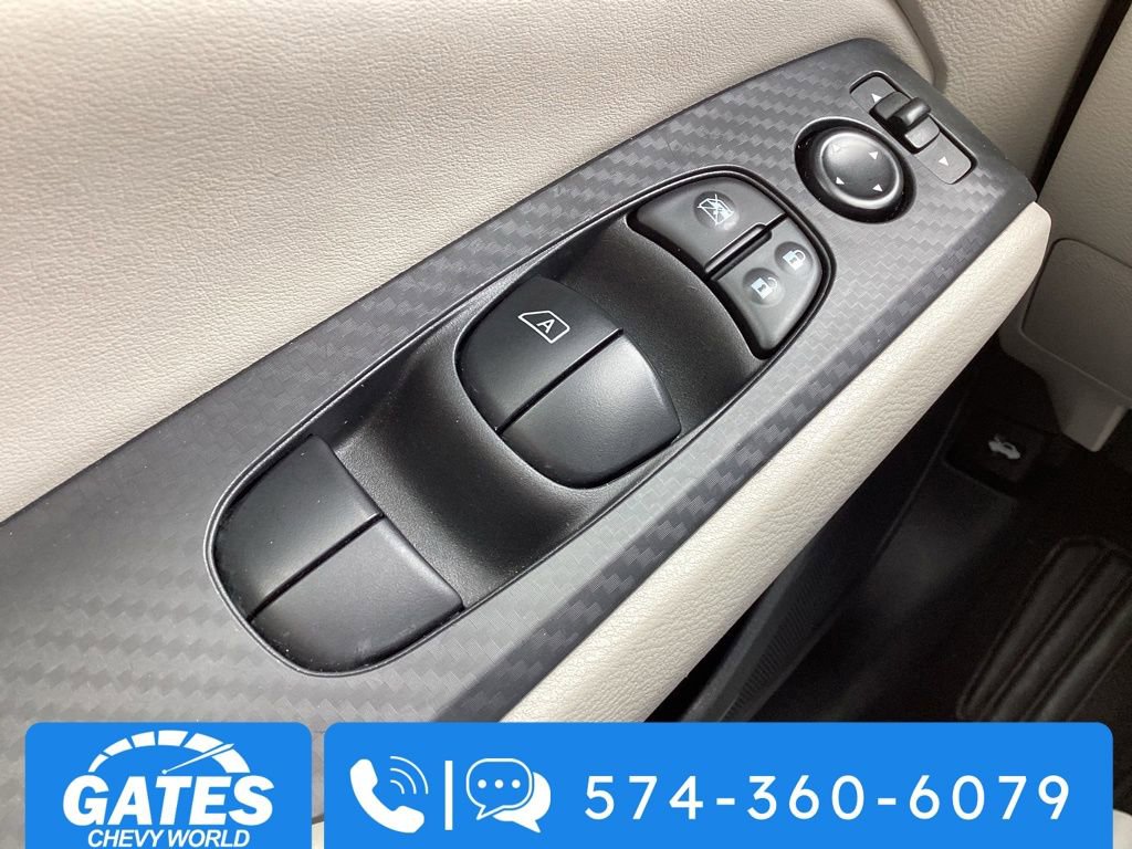 Used 2025 Nissan Altima 2.5 SV FWD image 19
