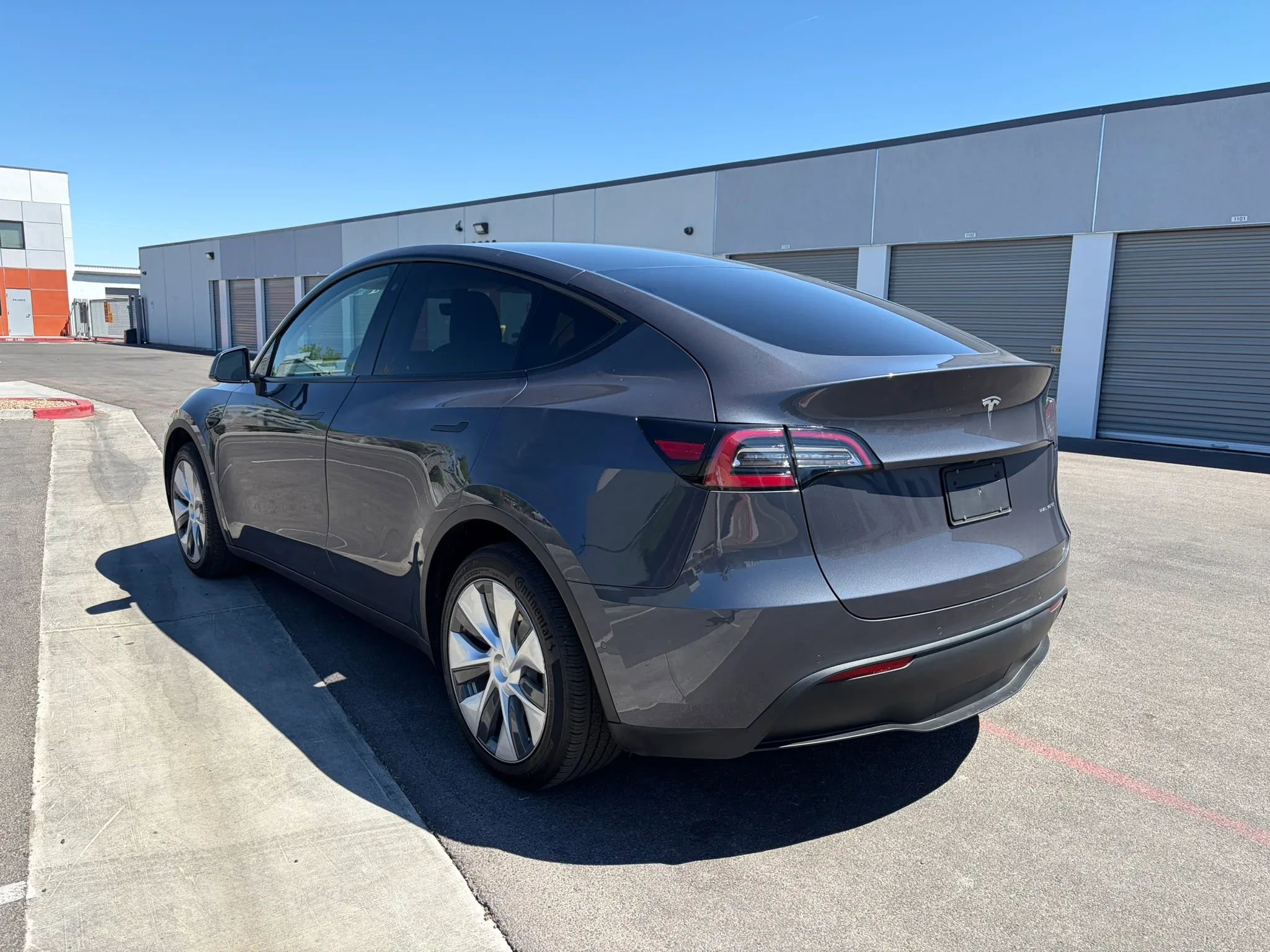 Used 2020 Tesla Model Y Long Range image 7