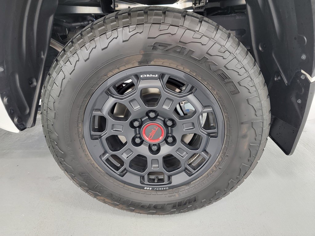 Used 2025 Toyota Tundra TRD Pro AWD/4WD image 12