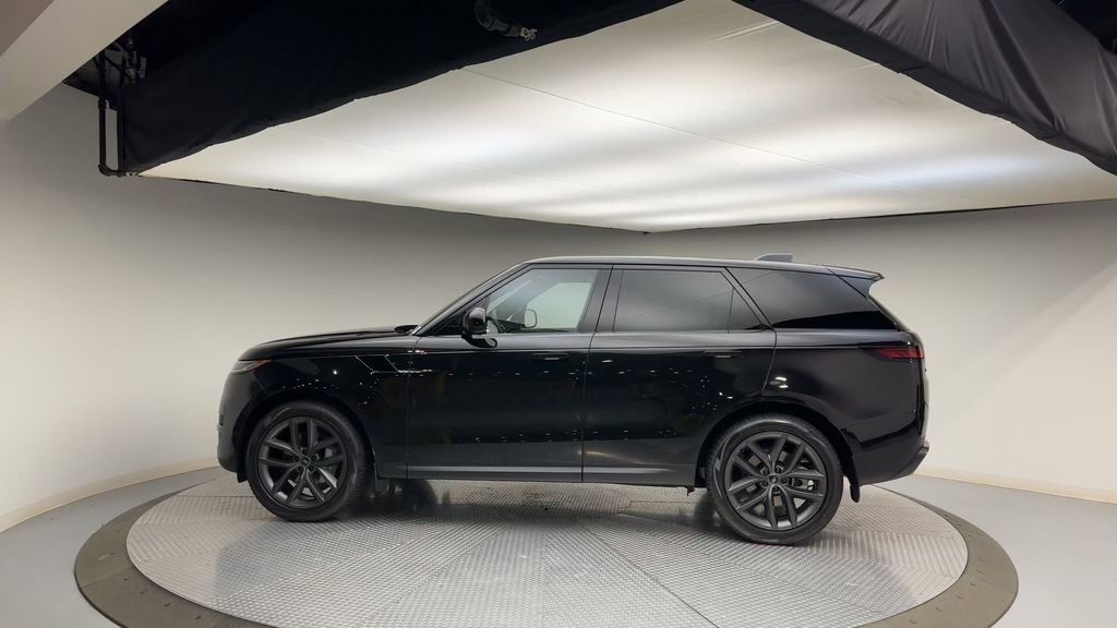 Certified 2024 Land Rover Range Rover Sport SE AWD/4WD image 5