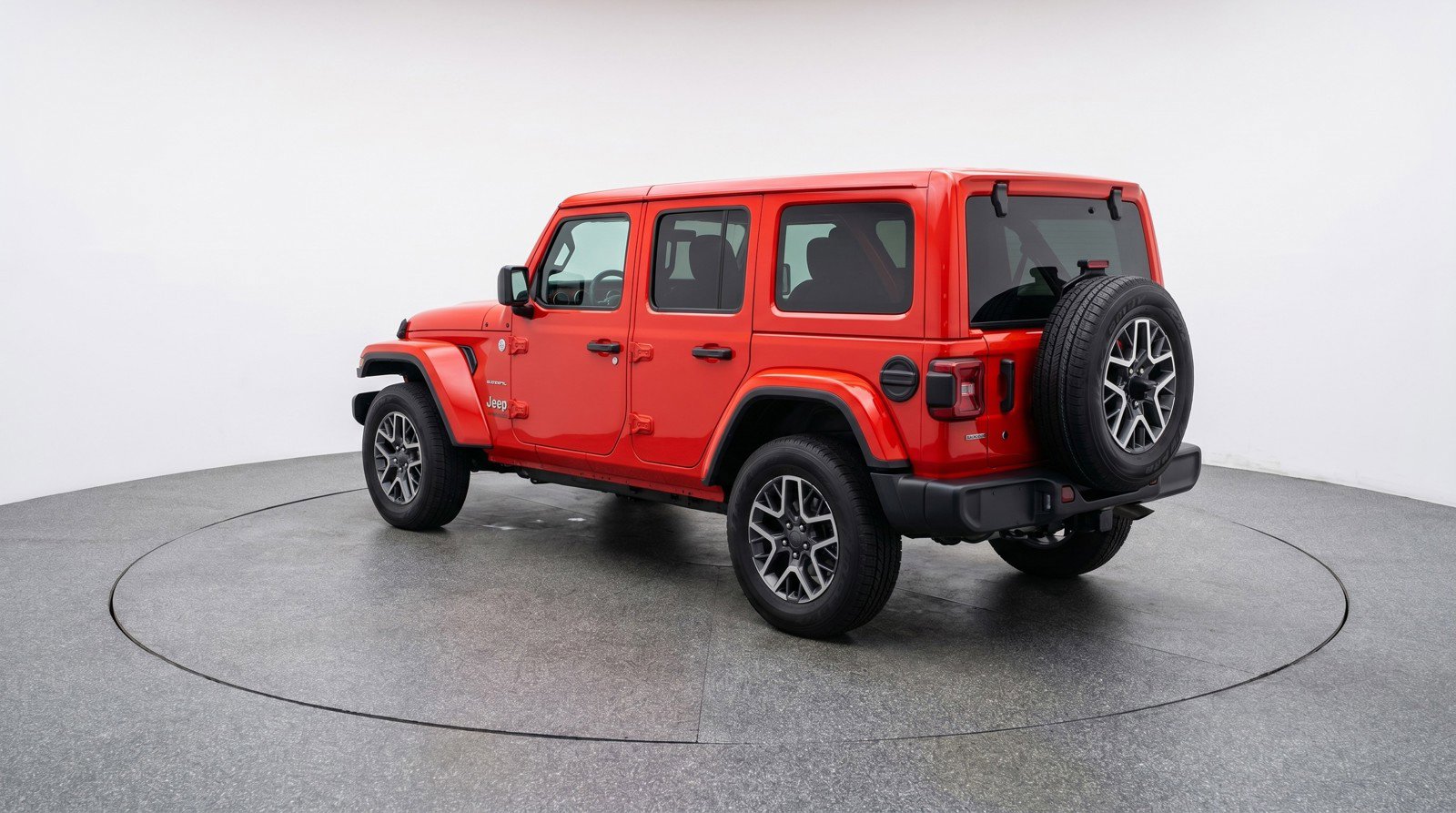 Used 2025 Jeep Wrangler Sahara image 6