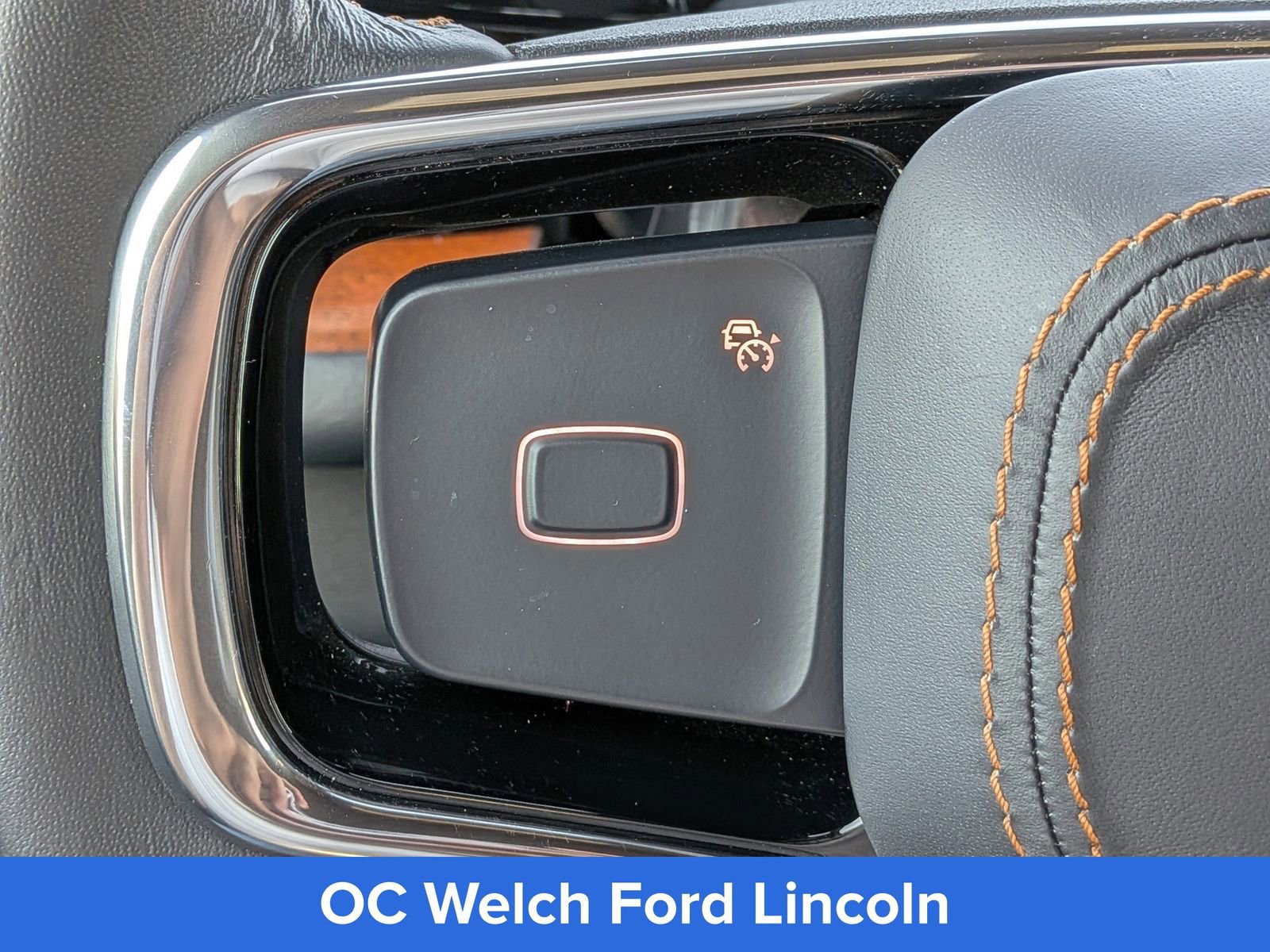 Certified 2025 Lincoln Navigator L Black Label AWD/4WD image 31