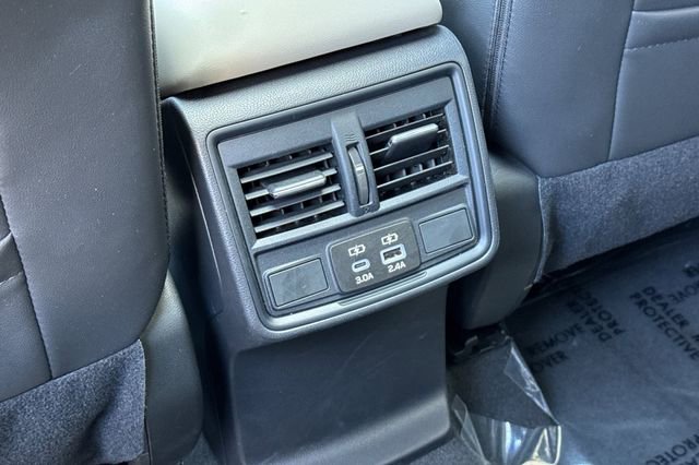 Used 2025 Subaru Forester Premium w/ Convenience Package #1 AWD/4WD image 14