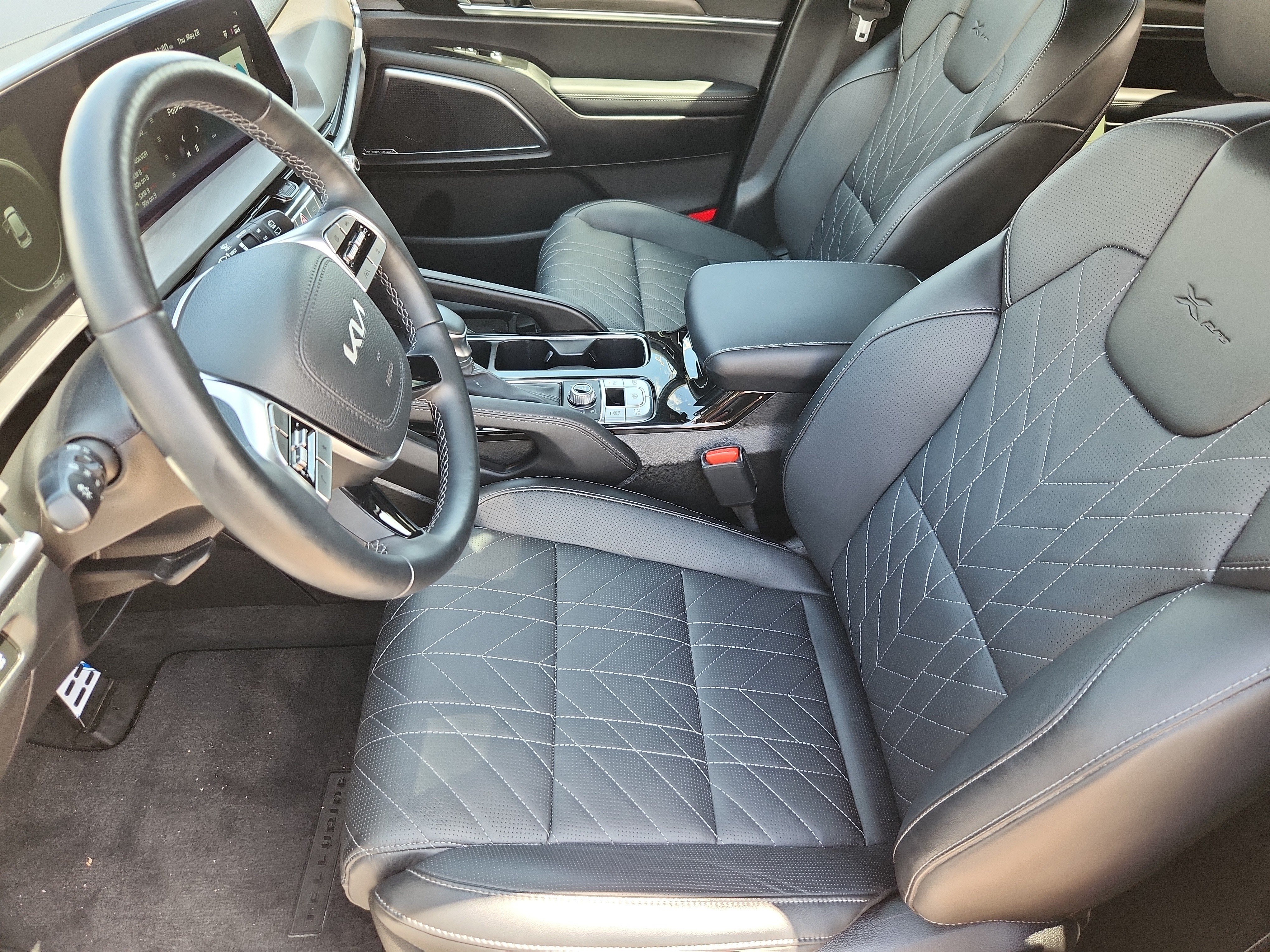 Used 2024 Kia Telluride SX Prestige X-Pro AWD/4WD image 9