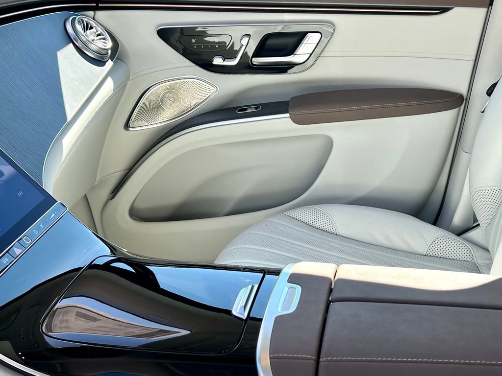 Certified 2023 Mercedes-Benz EQS 450+ 4MATIC SUV image 32
