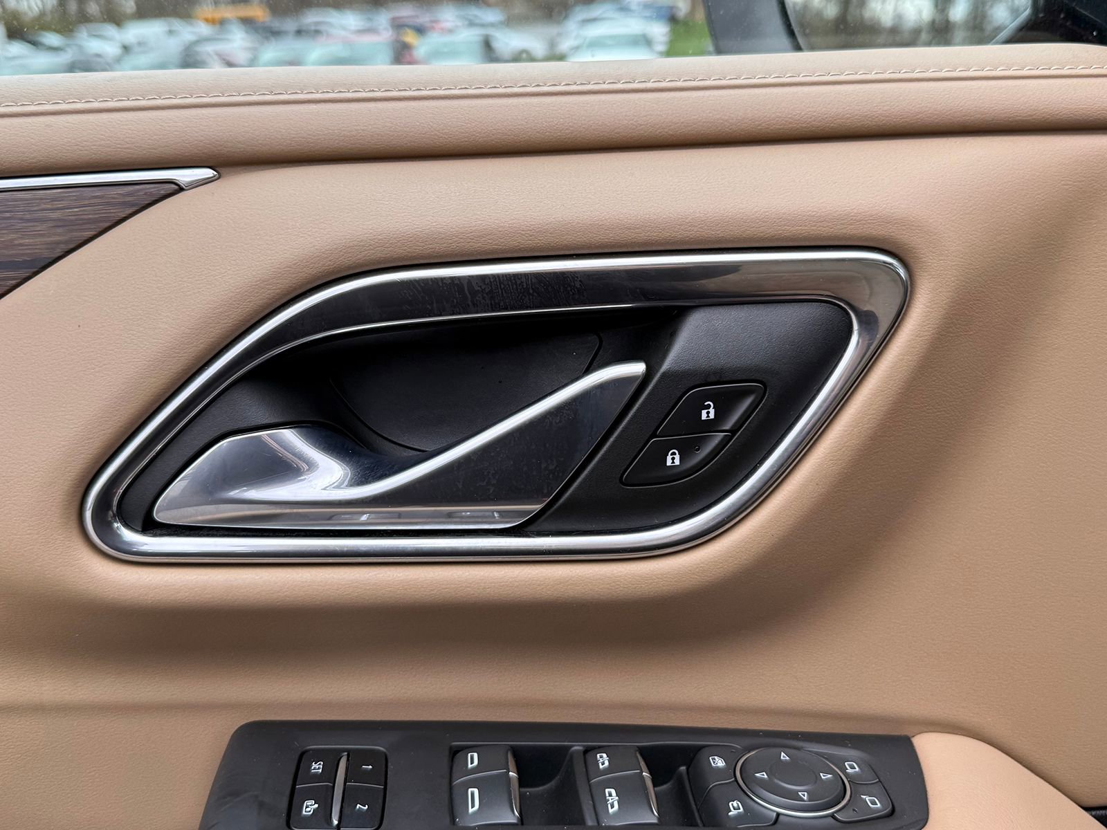 Certified 2023 Chevrolet Tahoe Premier AWD/4WD image 18