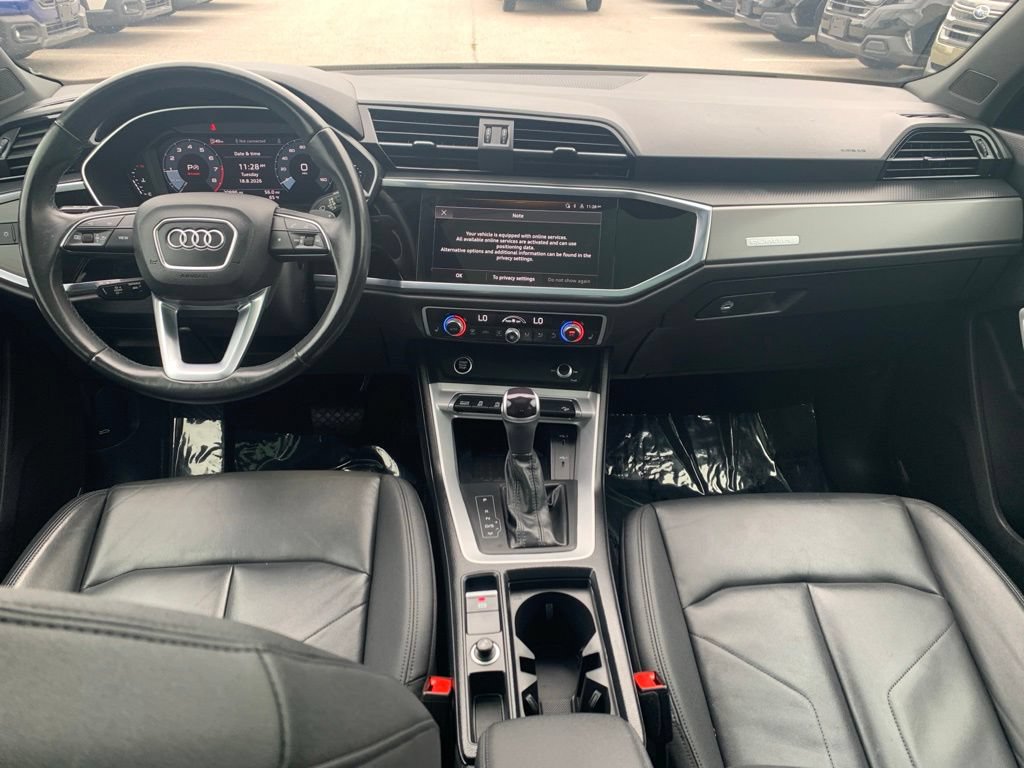 Used 2023 Audi Q3 2.0T Premium Plus w/ Premium Plus Package AWD/4WD image 7