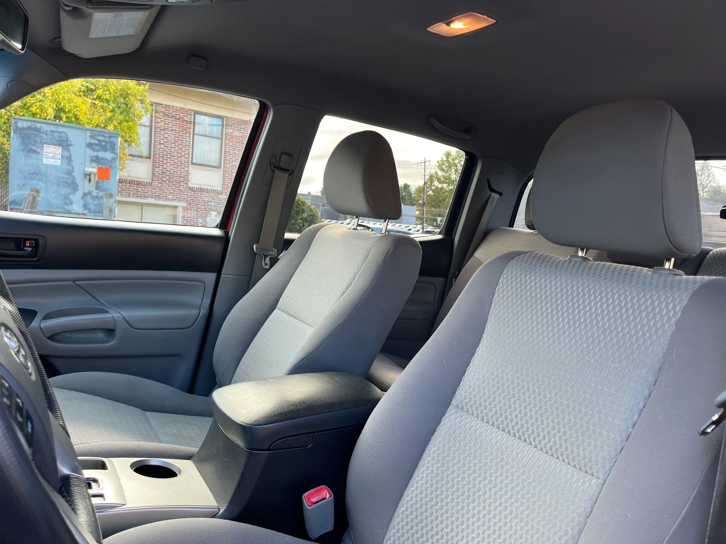 Used 2013 Toyota Tacoma 4x4 Double Cab image 10