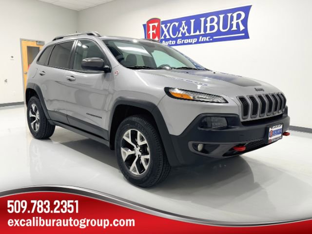 Used 2015 Jeep Cherokee Trailhawk w/ Comfort/Convenience Group image 1