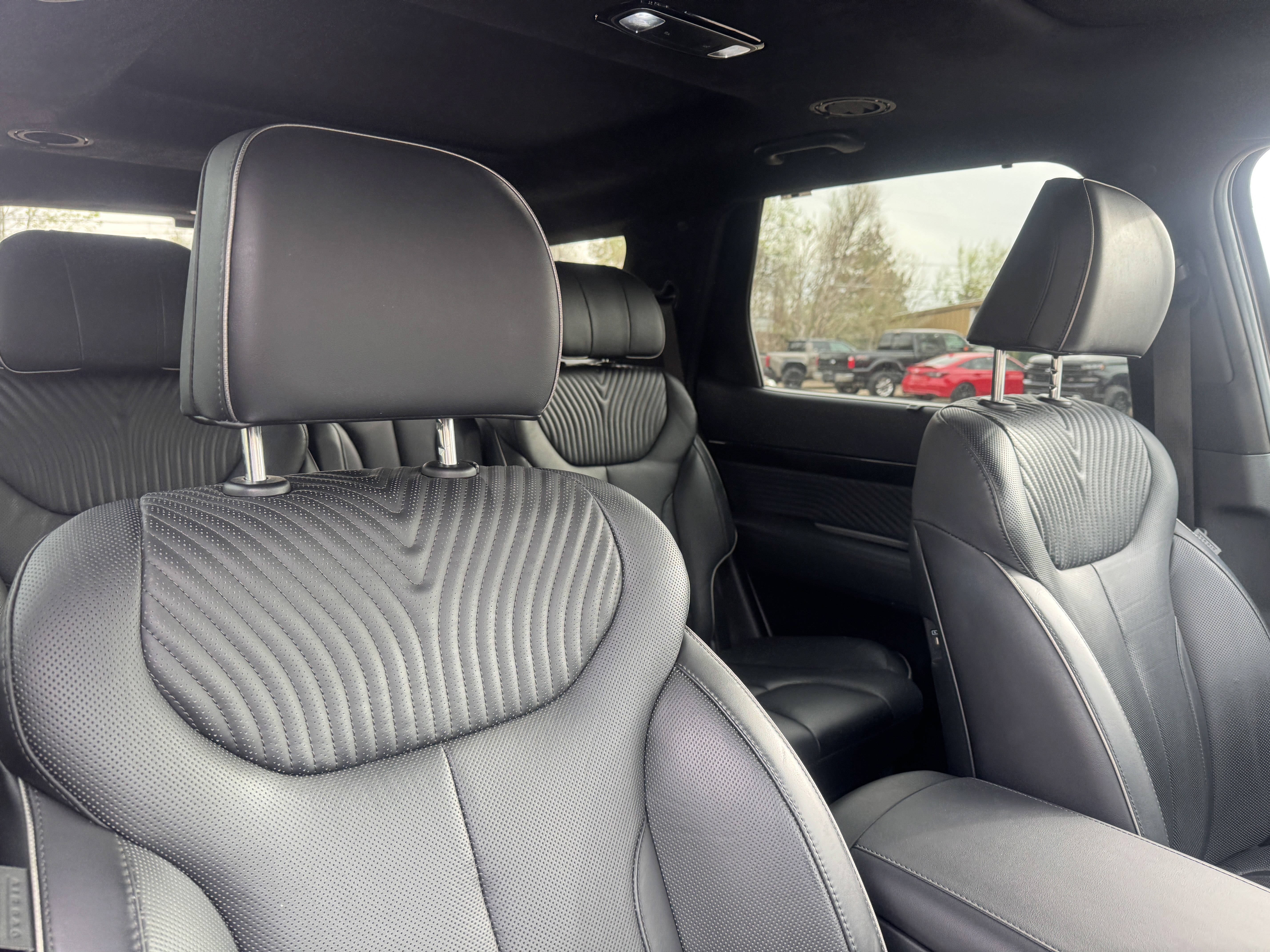 Used 2023 Hyundai Palisade Calligraphy w/ Cargo Package image 22