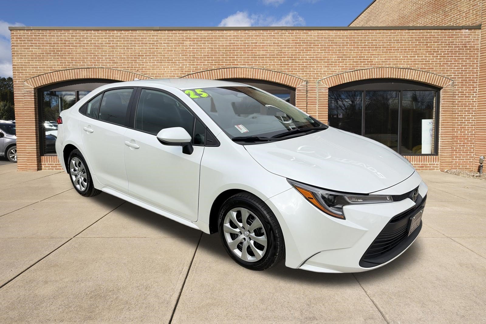 Used 2025 Toyota Corolla LE