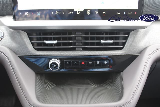 New 2026 Ford Explorer Platinum RWD image 14
