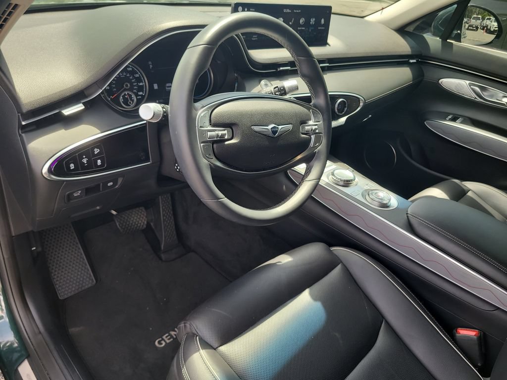 Used 2024 Genesis GV70 2.5T w/ Advanced Package AWD/4WD image 16
