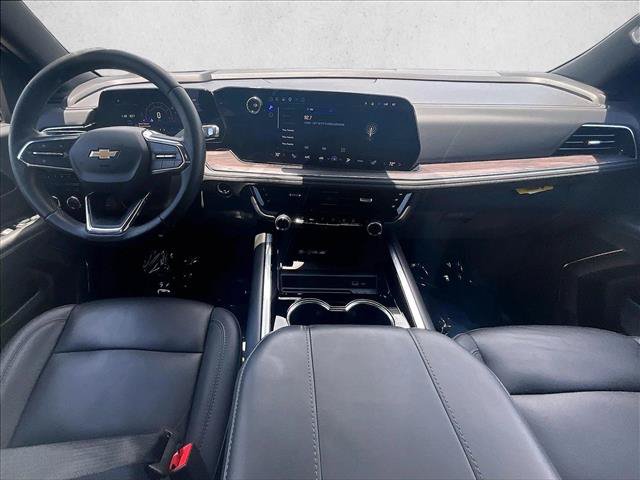 Used 2025 Chevrolet Tahoe LT RWD image 16