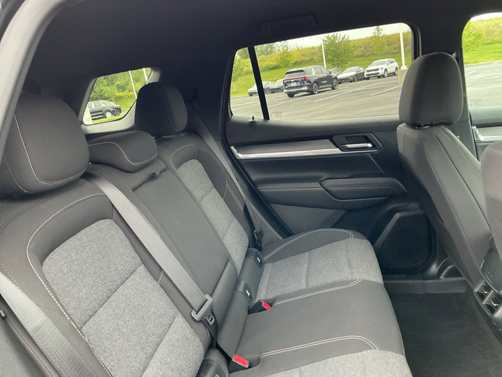 Used 2026 GMC Terrain Elevation AWD/4WD image 32