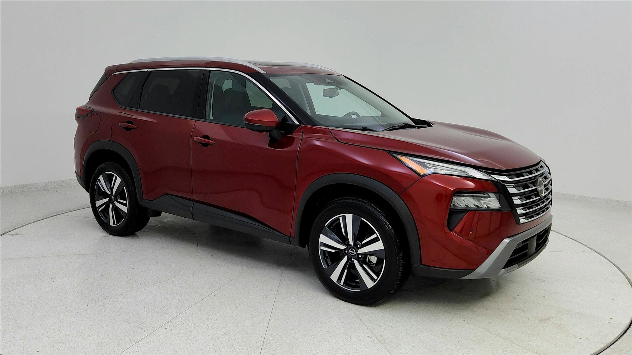 Used 2024 Nissan Rogue SL w/ SL Premium Package FWD image 6