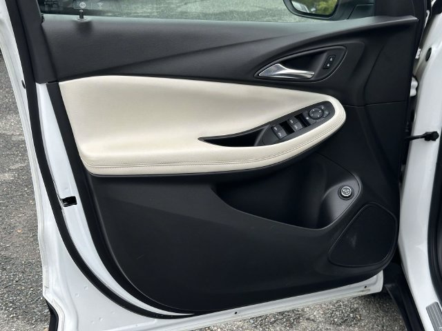 Used 2023 Buick Encore GX Select FWD image 13