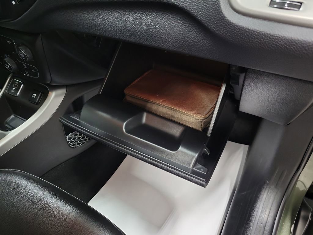 Used 2019 Jeep Compass Latitude image 20