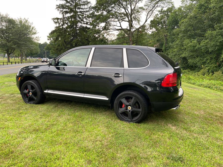 Used 2005 Porsche Cayenne Turbo image 14