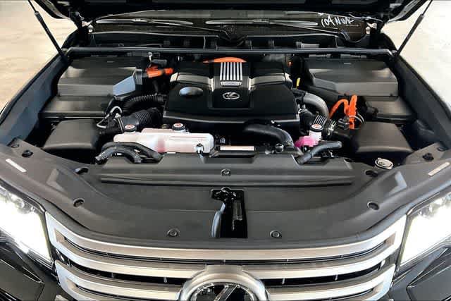 New 2026 Lexus LX 700h Luxury AWD/4WD image 11