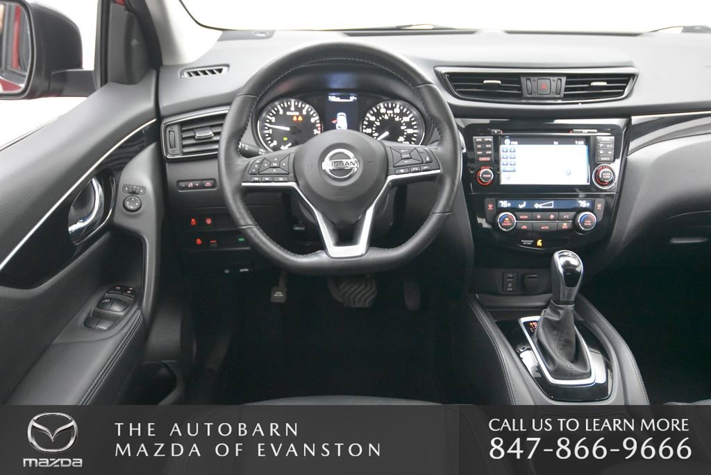 Used 2017 Nissan Rogue Sport SL w/ SL Premium Package AWD/4WD image 26