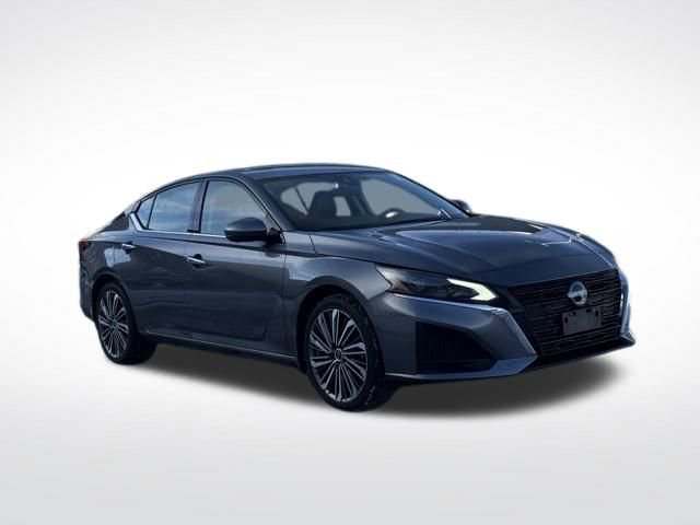 Used 2023 Nissan Altima 2.5 SL image 4