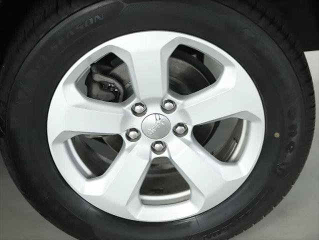 Certified 2021 Jeep Compass Latitude AWD/4WD image 38