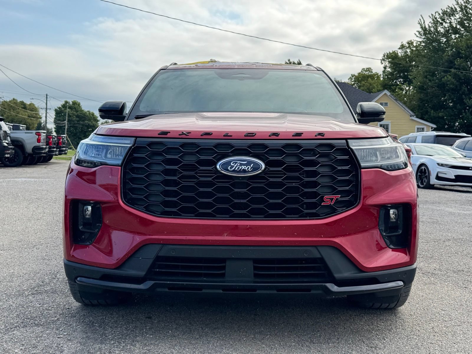 Used 2025 Ford Explorer ST AWD/4WD image 9