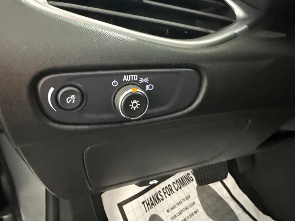 Used 2024 Chevrolet Malibu LT FWD image 20