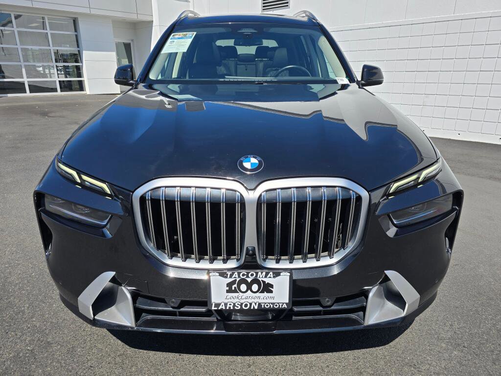 Used 2023 BMW X7 xDrive40i image 8