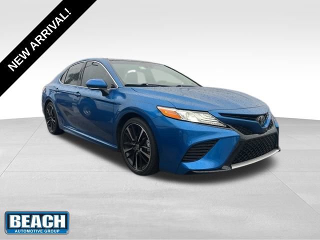 Used 2020 Toyota Camry XSE