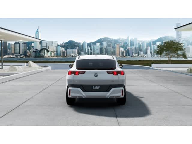 New 2027 BMW X2 xDrive28i w/ Technology Package AWD/4WD image 5