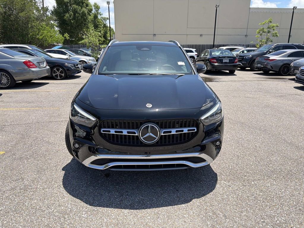 Used 2025 Mercedes-Benz GLA 250 image 2