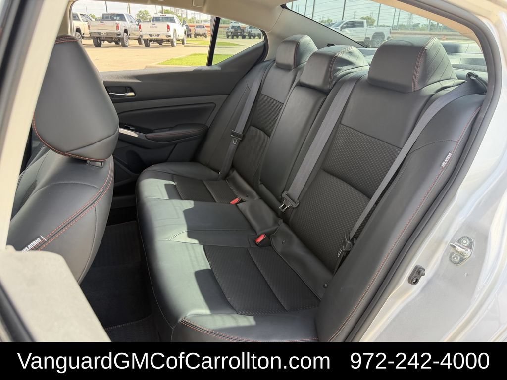 Used 2024 Nissan Altima 2.5 SR AWD/4WD image 28