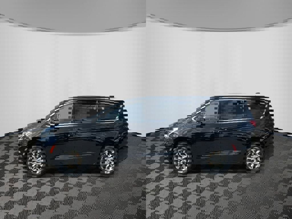 New 2026 Chrysler Pacifica Select AWD/4WD image 2