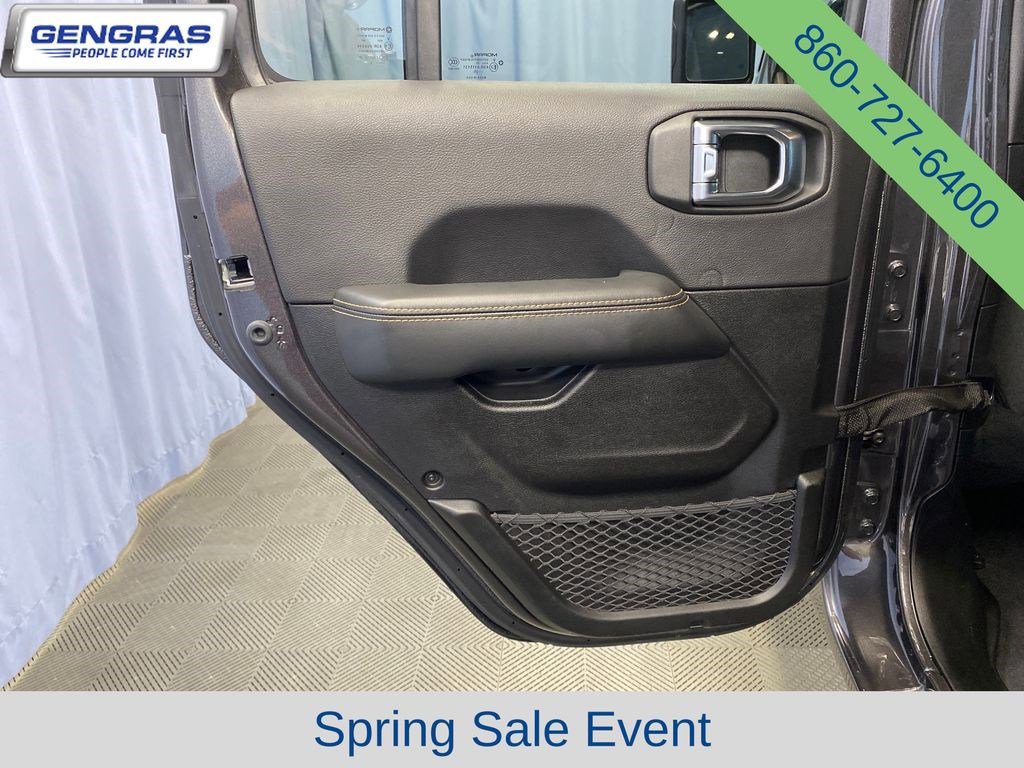 Used 2025 Jeep Wrangler Unlimited Sahara w/ Safety Group AWD/4WD image 23
