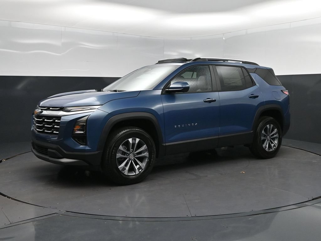 New 2027 Chevrolet Equinox LT w/ Convenience Package II FWD image 3