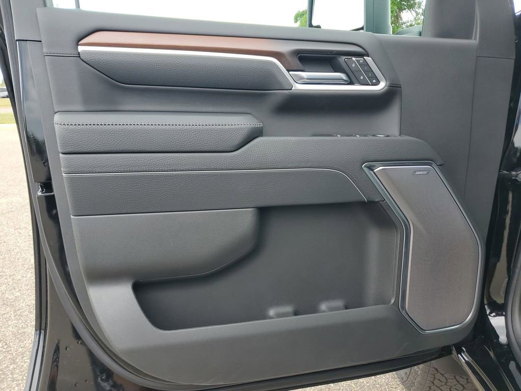 New 2025 GMC Sierra 2500 Denali w/ Denali Reserve Package image 24