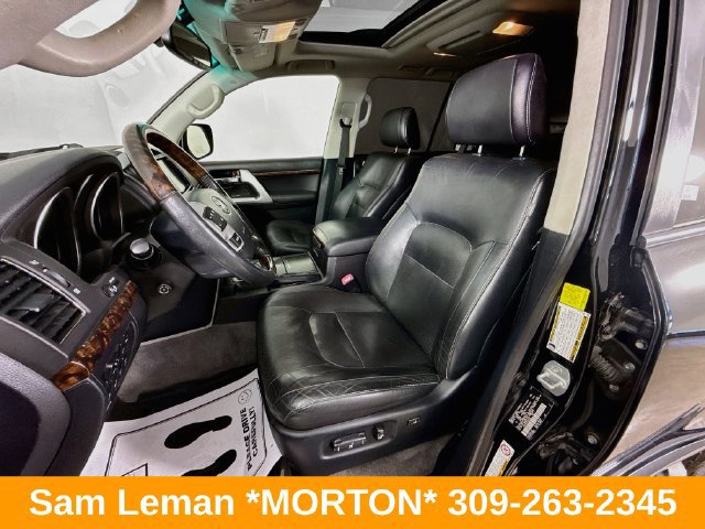 Used 2015 Toyota Land Cruiser AWD/4WD image 22