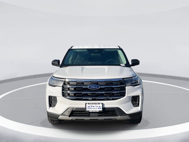 New 2026 Ford Explorer Active RWD image 2