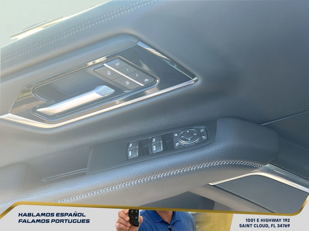 Used 2025 GMC Yukon XL Denali image 13