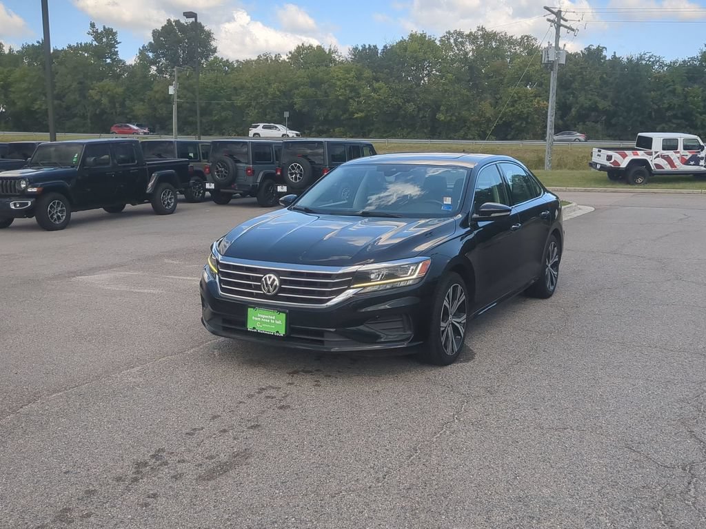 Used 2022 Volkswagen Passat 2.0T SE